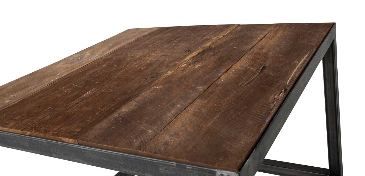 Blackwood sofabord. rustik med træbordplade og metalben Sofaborde lavet i rustikke planker