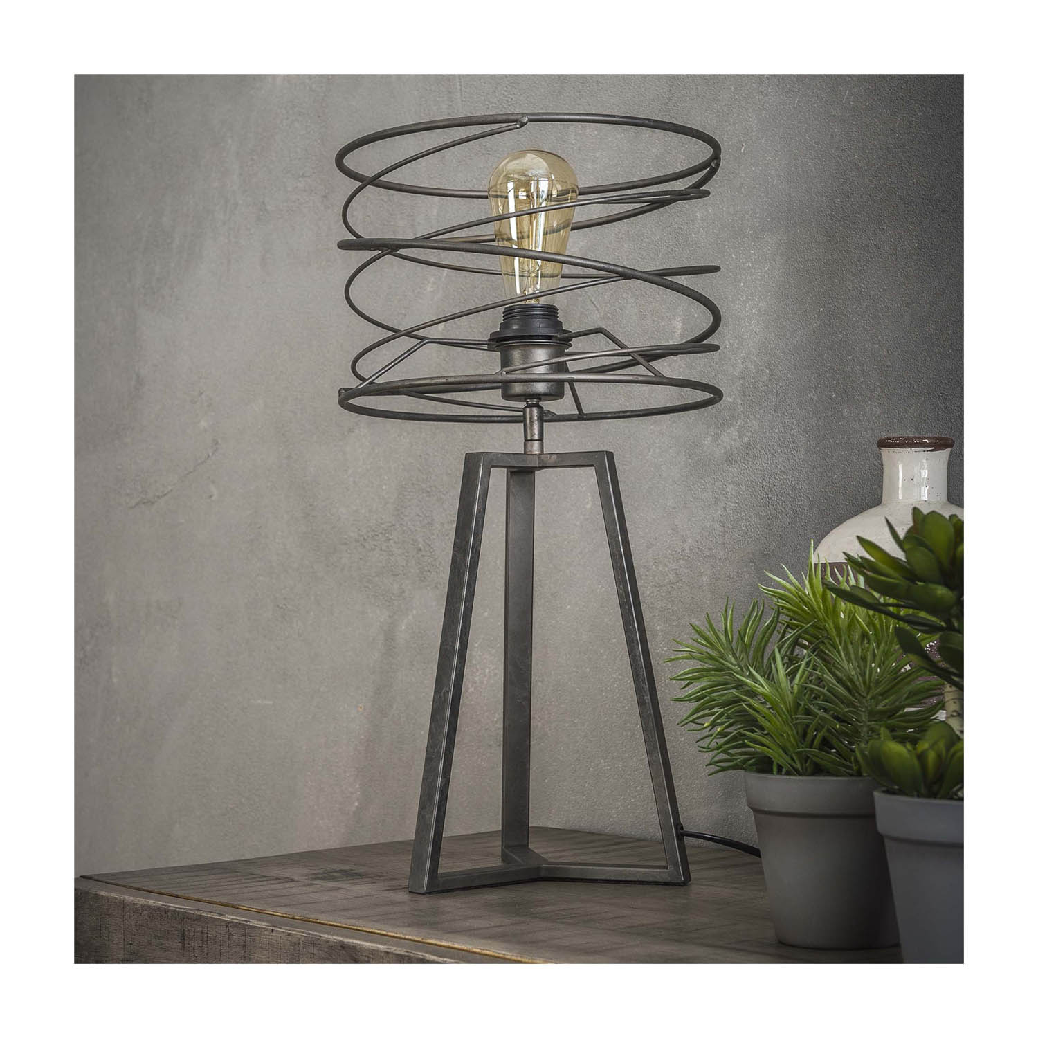 Furbo Furbo Bordlampe, M. Spiralformet Lampeskærm - Sort Metal Belysning