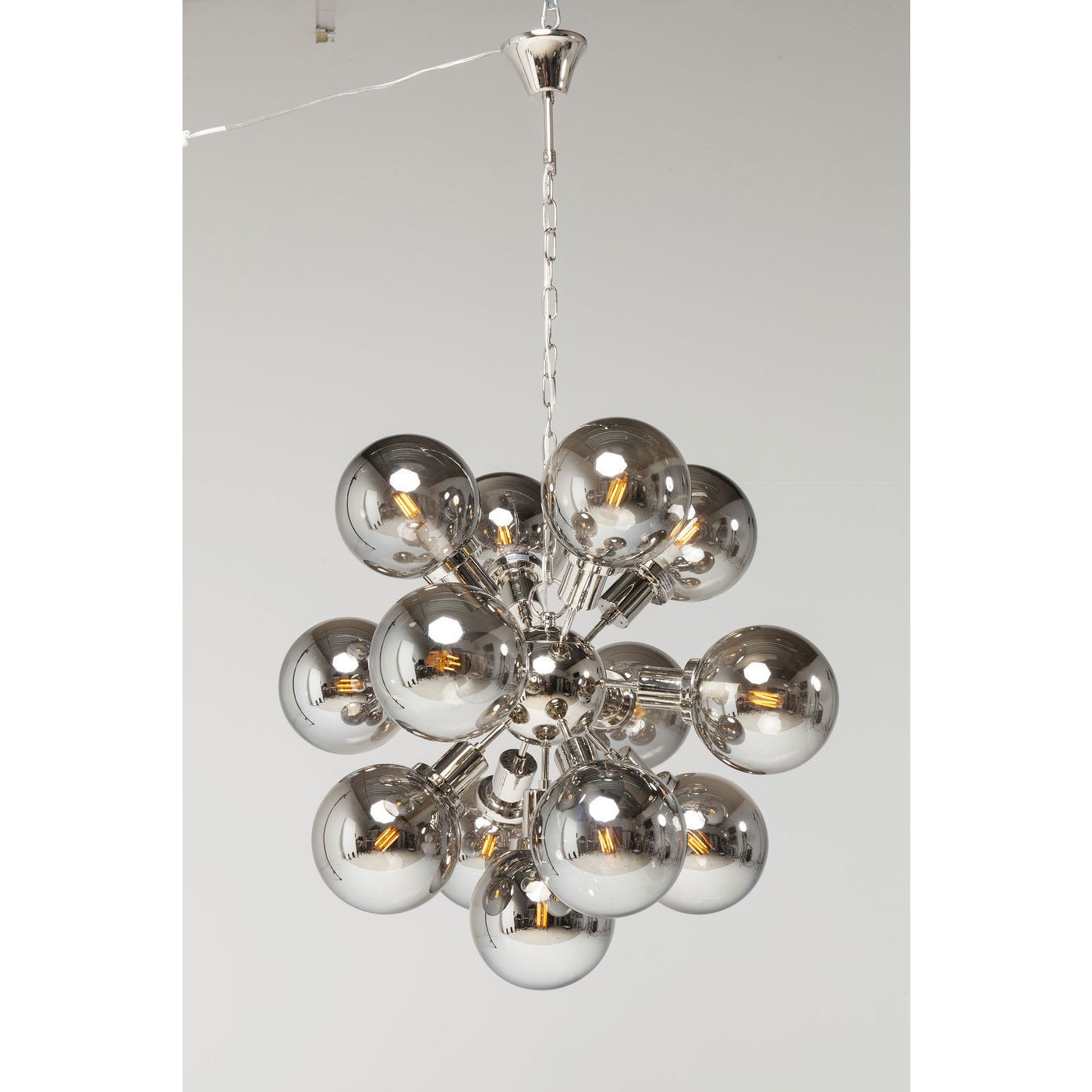 Kare Design Atomic Loftslampe - Forkromet Stål Og Glas, M. 13 Lyskupler (Ø72)