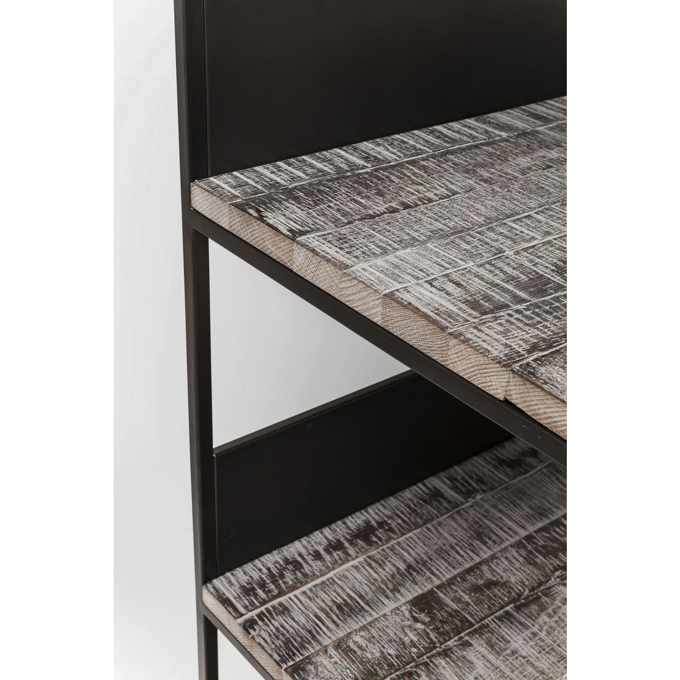 Super fed nero reol i industrielt look fra kare design Fede reoler
