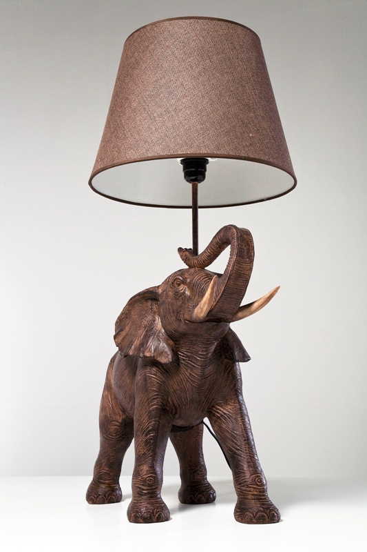 Elefant Bordlampe Flot Lampe Med Brun Hør Lampeskærm