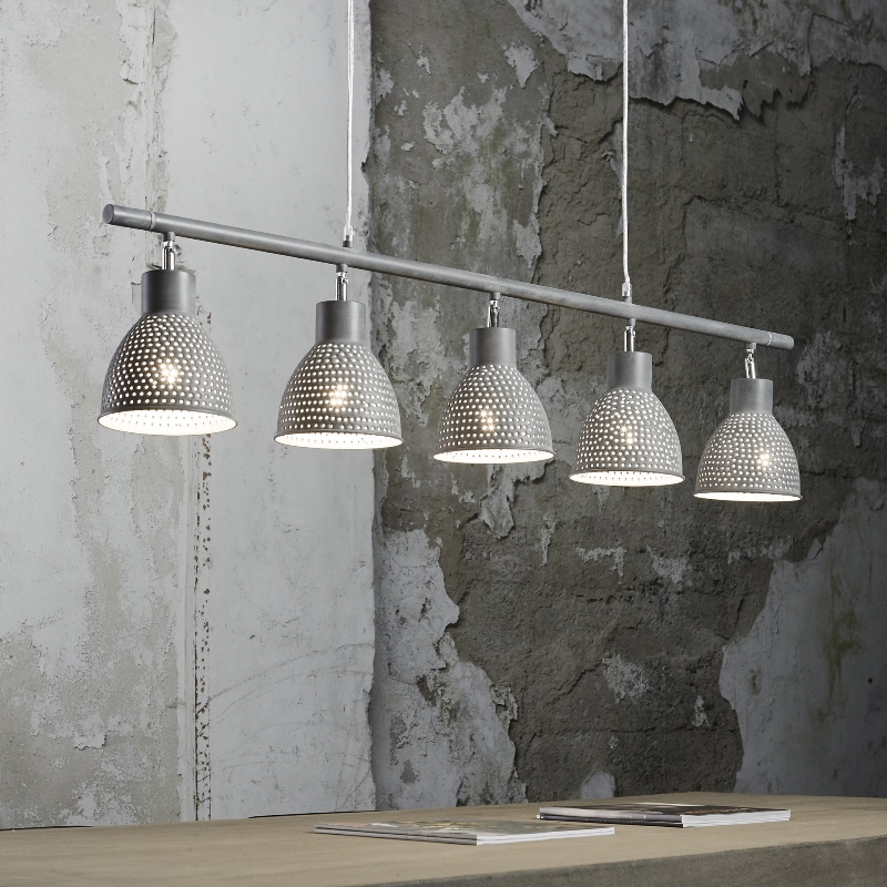 Furbo Loftslampe - Gråt Patineret Jern, M. 5 Lampeskærme (124X16)