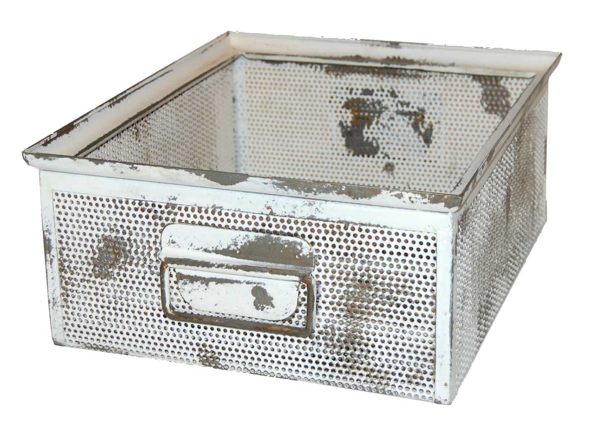 Trademark Living Kasse - Antikhvid Perforeret Jern M. Patina (30X37)