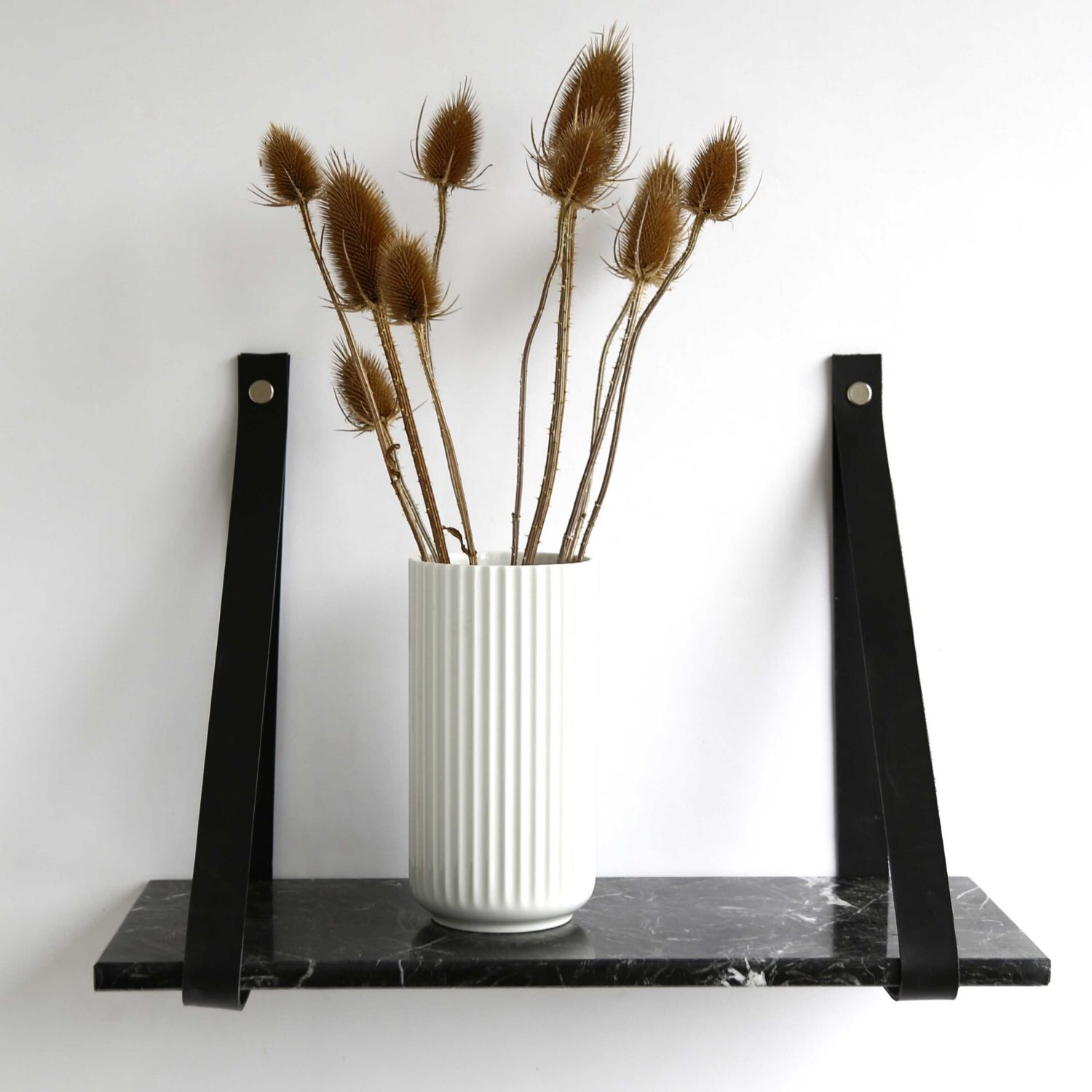 Design by BOBO Harrevig væghylde - sort neo marmor m. sort læderstrop, 50-100 50x20 cm thumbnail
